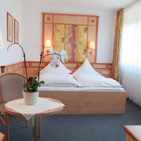 Hotel Wetterau - Self-Check-In Wölfersheim Eksteriør bilde