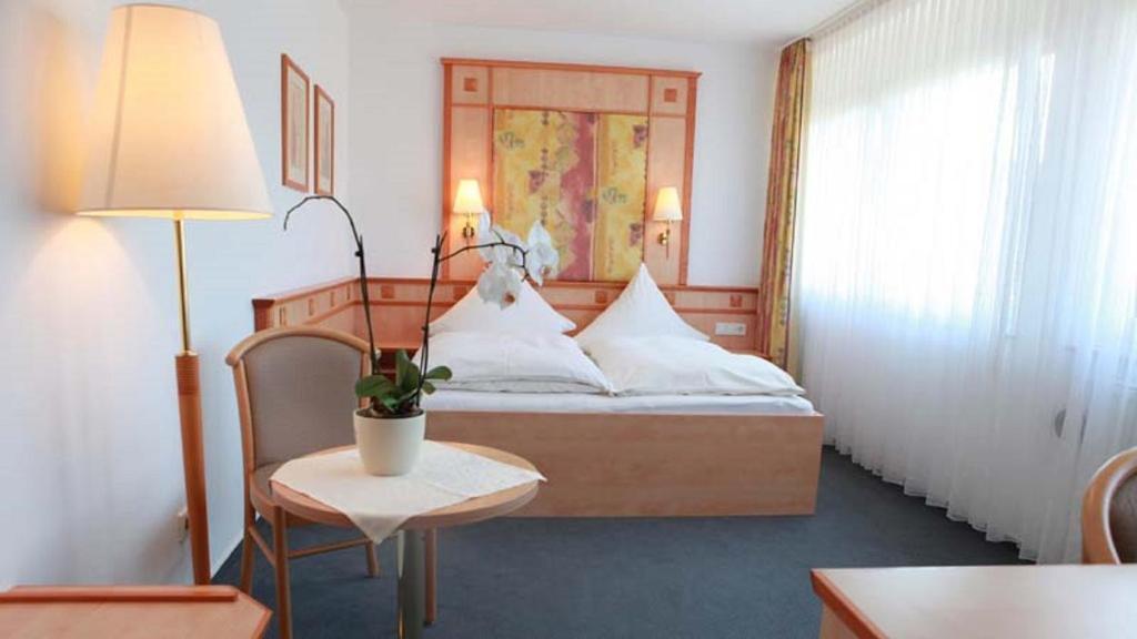 Hotel Wetterau - Self-Check-In Wölfersheim Eksteriør bilde